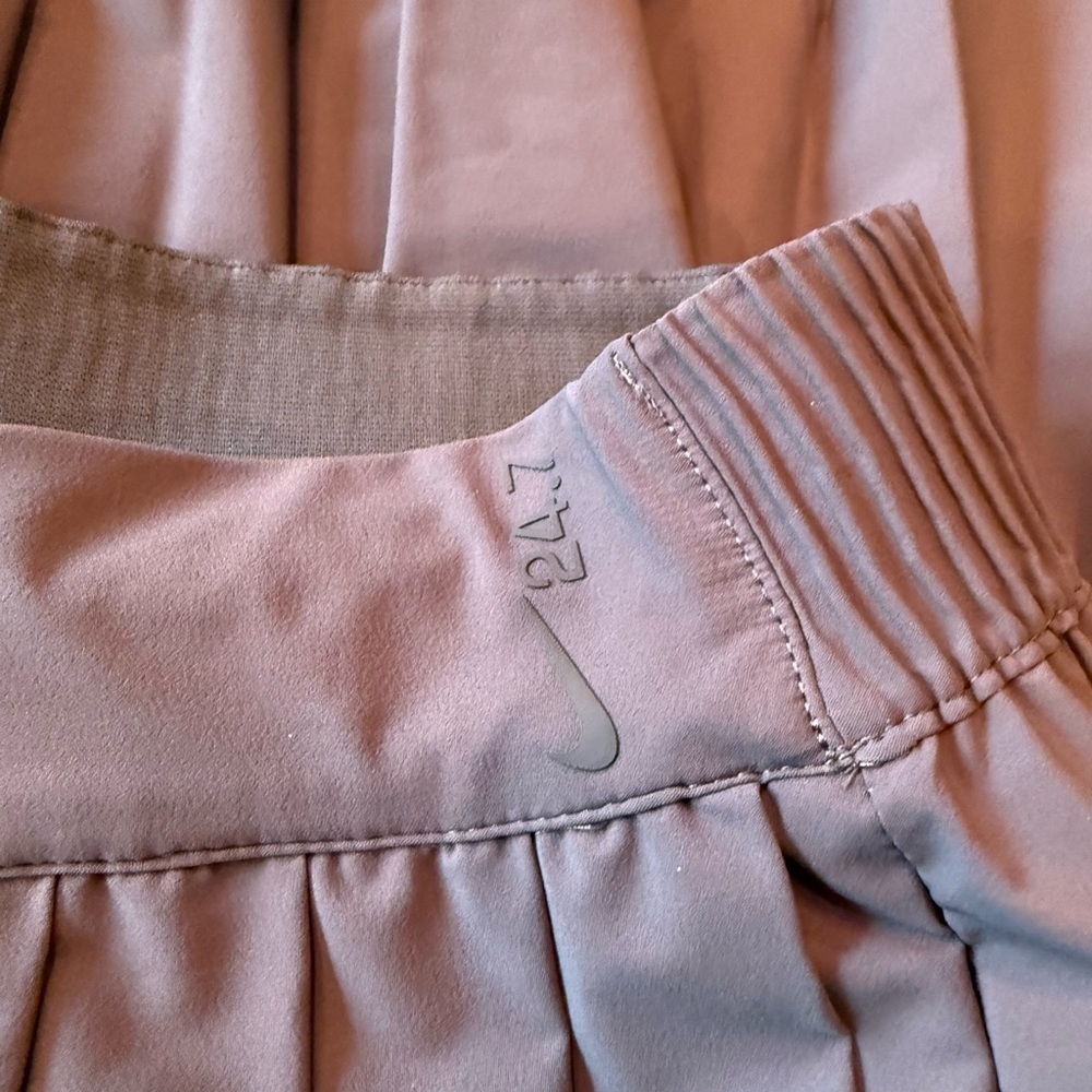 Nike Brown Midi Pleated Skirt 24.7 Perfect Stretch size small - Picture 7 of 8